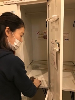 ���b�J�[�݂̂�